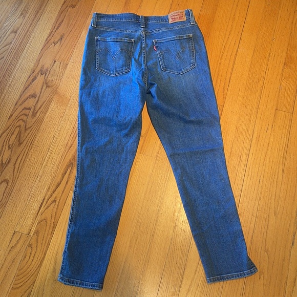 Levi’s 721 High Rise Skinny Ankle Jeans - Picture 4 of 8